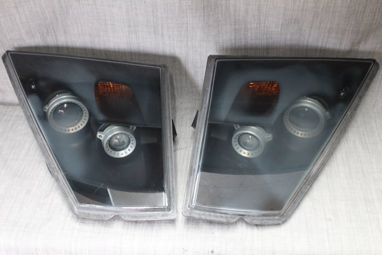 ムルシエラゴヘッドライト曇り 作業前の状態